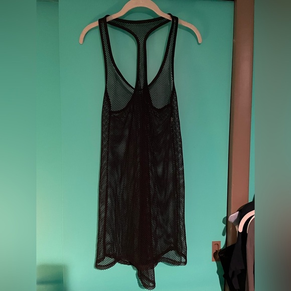 Black Mesh Cover-Up Size Medium/Large - Picture 7 of 10